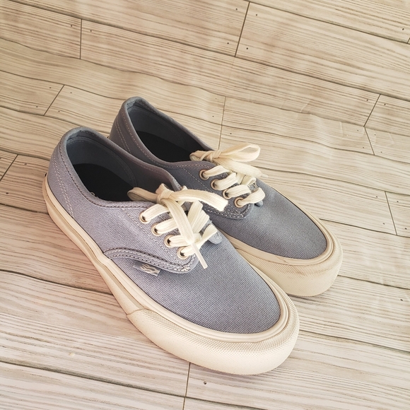STRAYE Blue Denim Skateboard Shoes - Picture 1 of 6